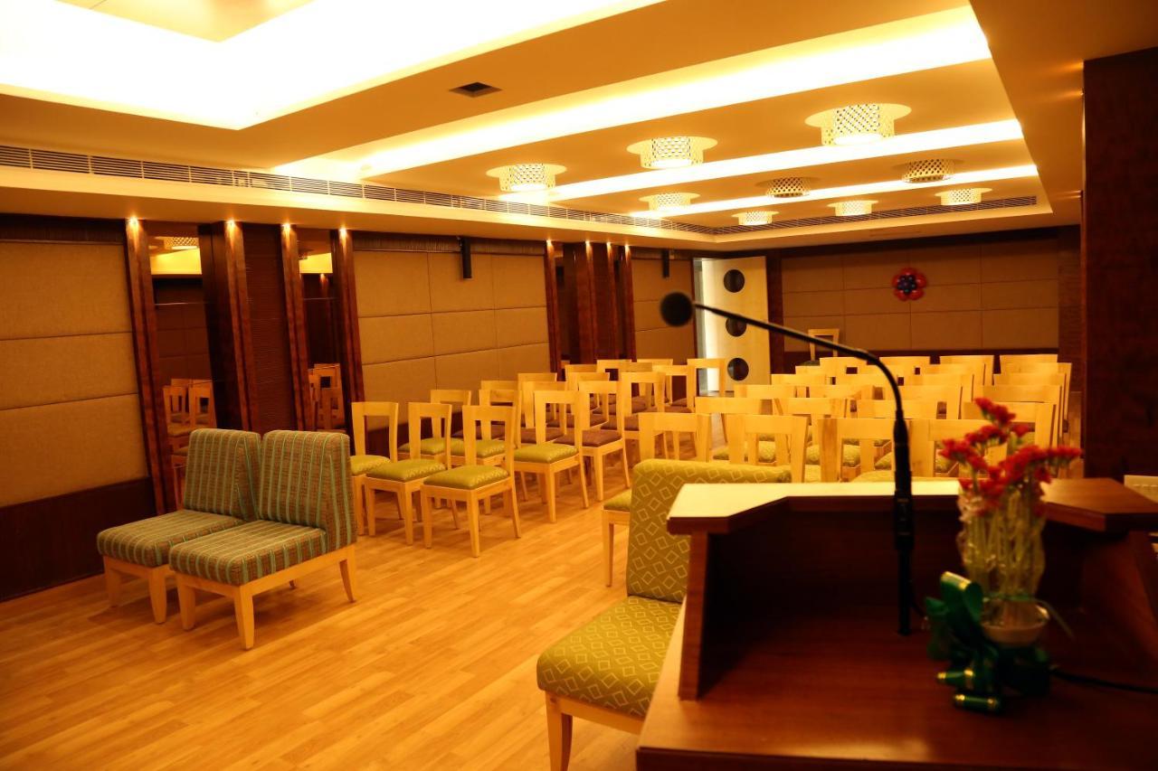 Kvm Hotels Srirangam Tiruchirappalli Exterior foto