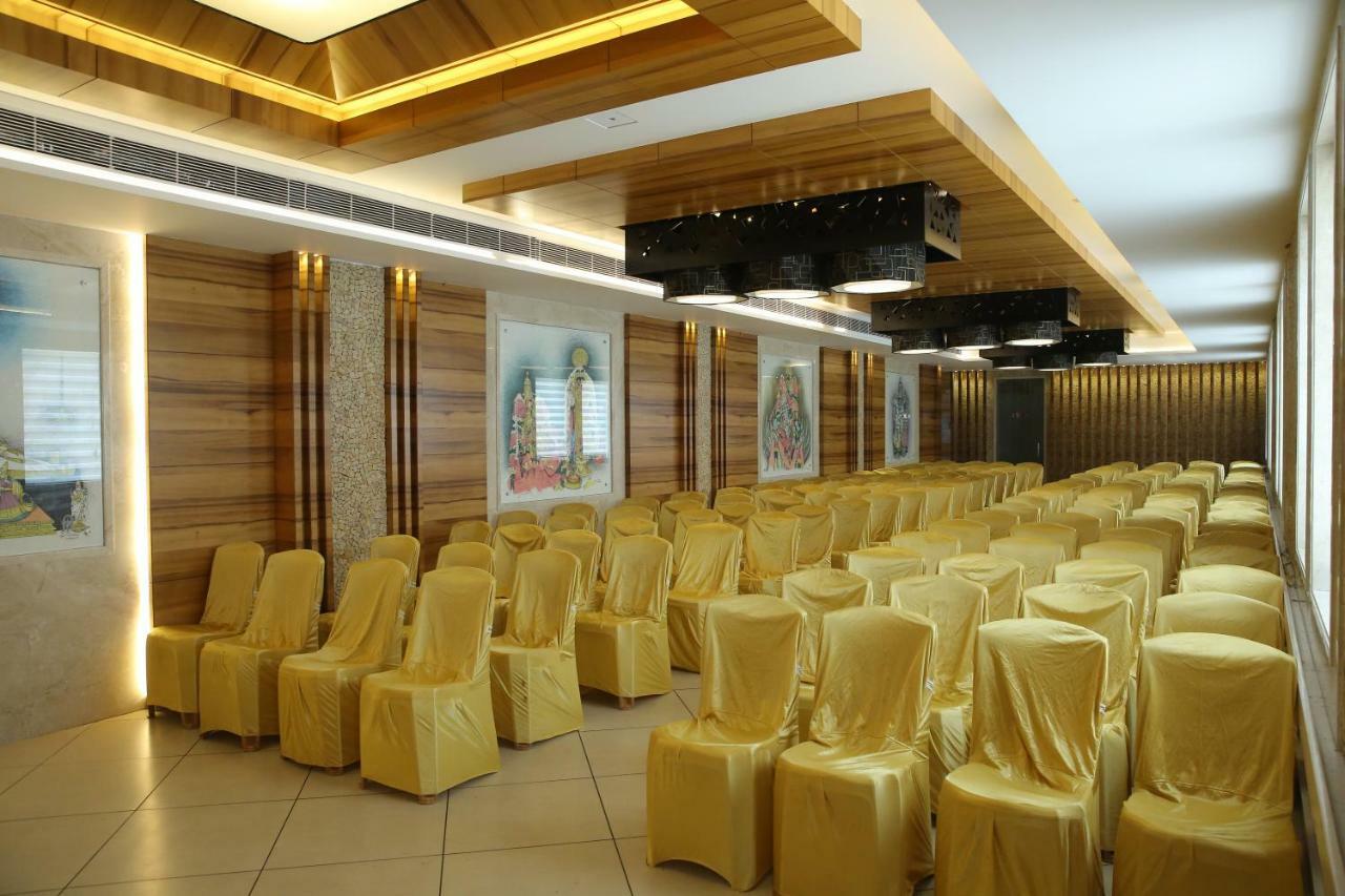 Kvm Hotels Srirangam Tiruchirappalli Exterior foto